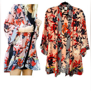 🚩 Final Sale
CAbi | Vibrant Floral Kimono Wrap Cardigan, XS/S Japanese Tropical
